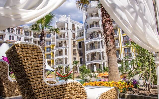 Отель Harmony Suites Monte Carlo Болгария, Солнечный берег - 1 отзыв об отеле, цены и фото номеров - забронировать отель Harmony Suites Monte Carlo онлайн вид на фасад