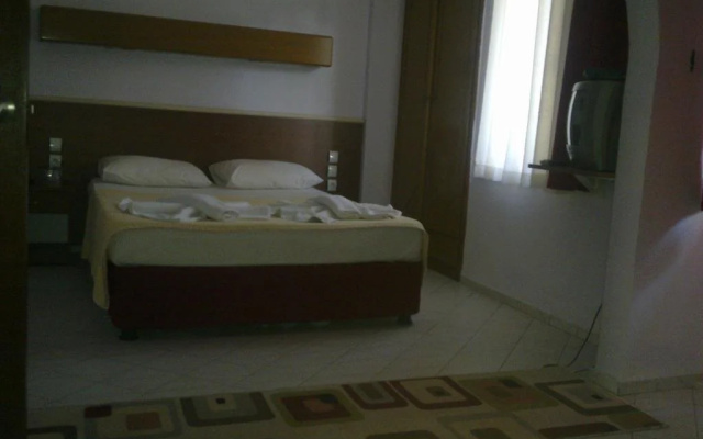 Golden Rock Hotel