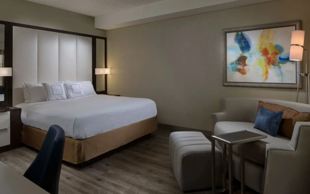 Courtyard by Marriott Miami Beach-South Beach