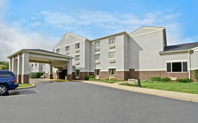 Comfort Inn & Suites Butler in Butler, United States of America from 134$, photos, reviews - zenhotels.com hotel front