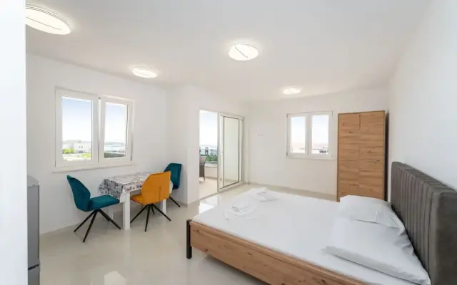 Deluxe Apartment Rita 3