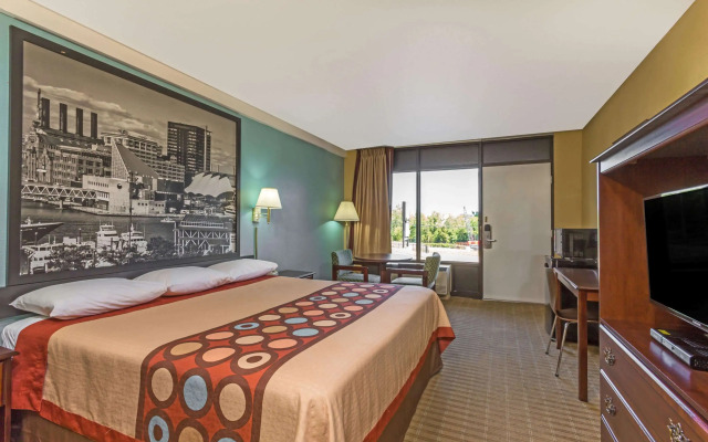Super 8 by Wyndham Jessup/Baltimore Area