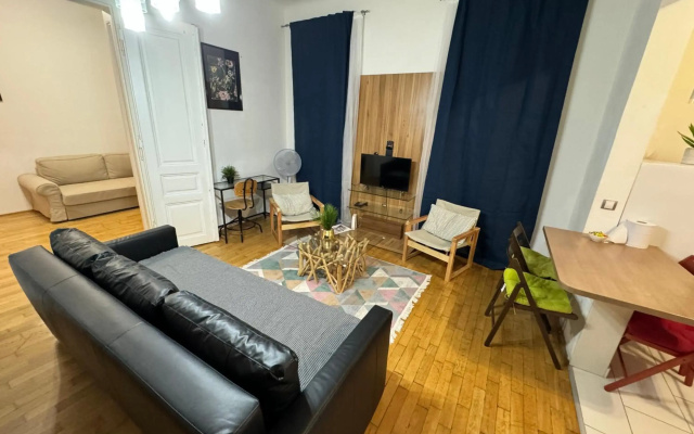 Apartment with parking in the Center - 500m from Hlavní nádraží