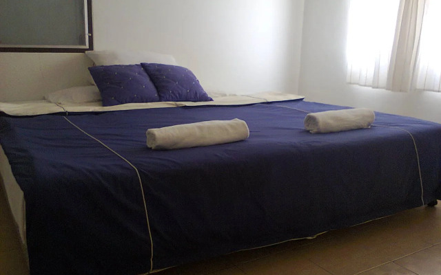 Natcha Guest House