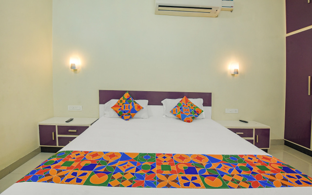 Fabhotel Cruze