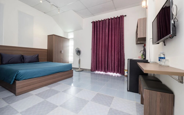 Joy House & Apartment