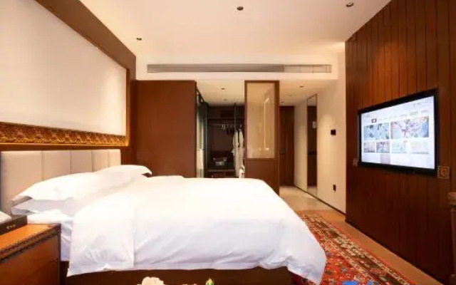 Minshan Yundi Hotel
