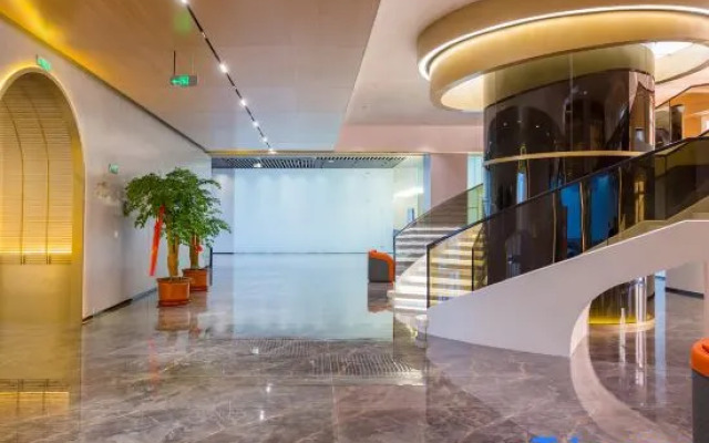 Mayjoys Hotel