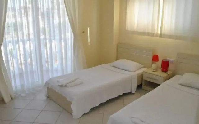 Turquoise Homes Adabuku 2 Bedrooms Pool