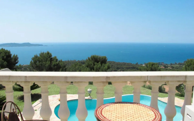 Villa Rose