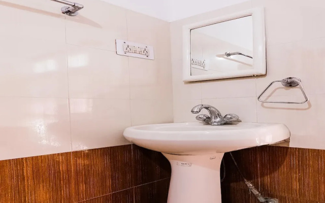 Semskit Guest House by OYO Rooms