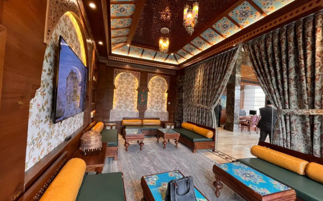 WelcomHeritage Grand Srinagar
