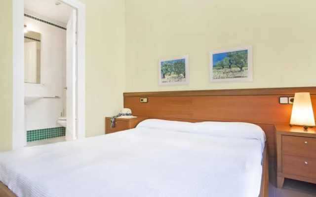 Apartment - 3 Bedrooms - 104673