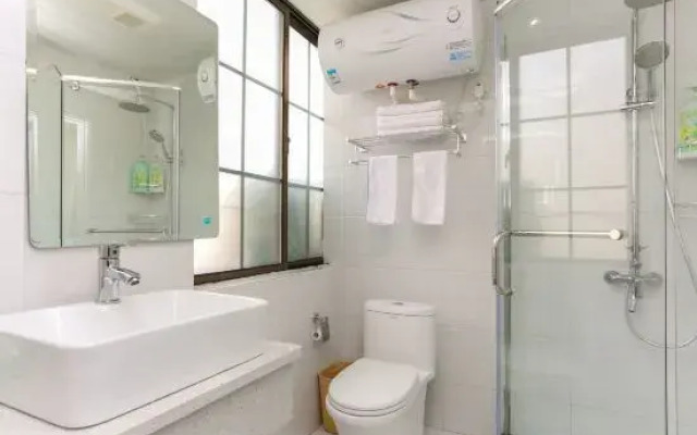 Liuan Haoting Express Hotel