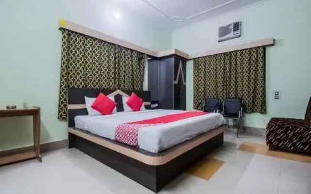 Hotel Chandralok by OYO Rooms
