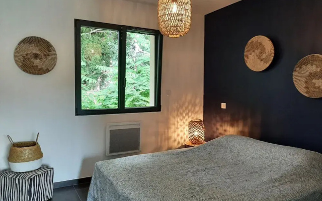 Elegant Villa in Sainte Valiere