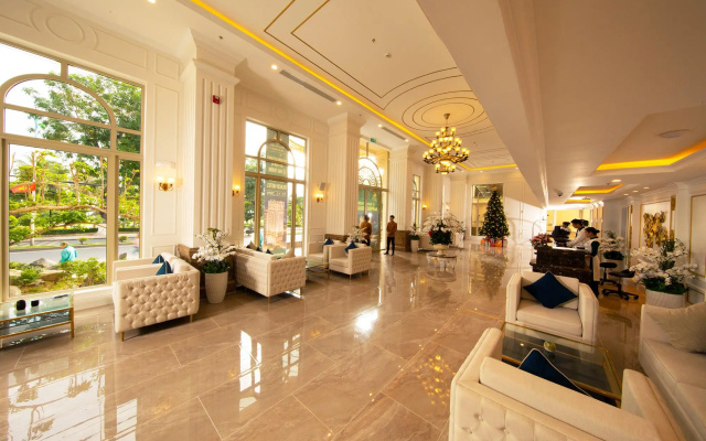 Mercure Nha Trang Beach