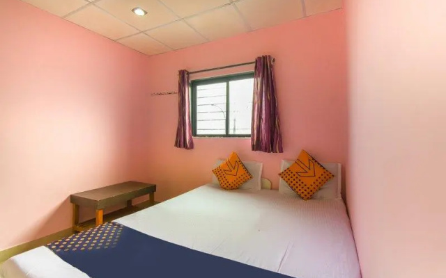 SPOT ON 65135 Hotel Suvarna Samrat Lodge