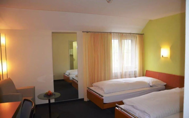 Hotel Urs und Viktor