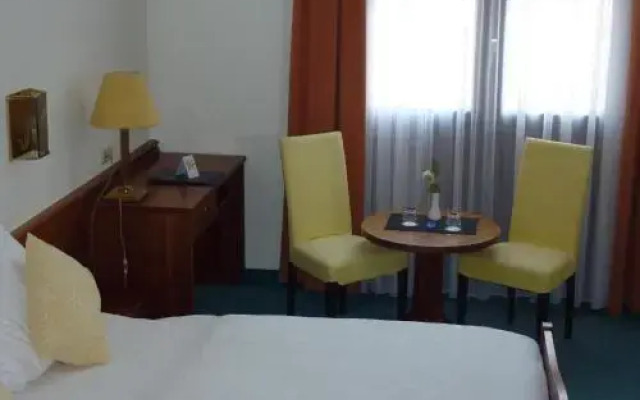 Stadthotel