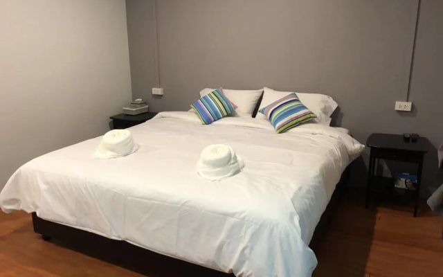 Koh Jum Hostel