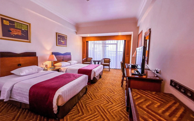 Planet Holiday Hotel & Residence