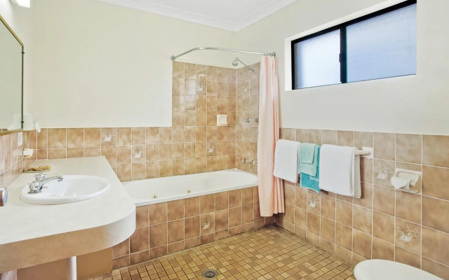 Bega Village Motor Inn