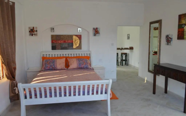 Frangipani Apartment
