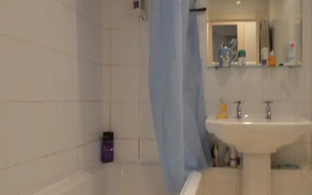 1 Bedroom Flat In Central Edinburgh