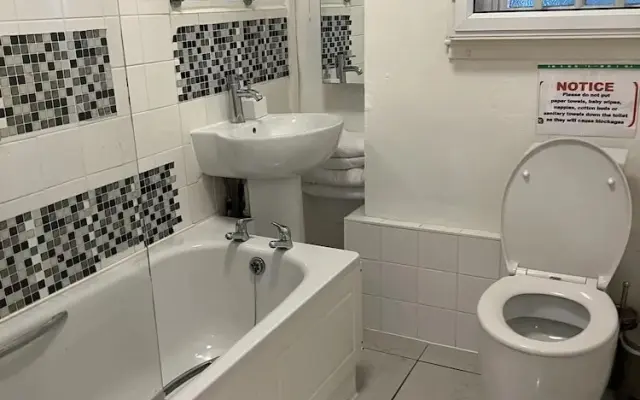 2-bed Historic Apartment in old Town Edinburgh