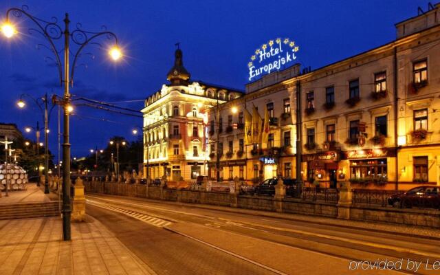 Hotel Europejski вид на фасад