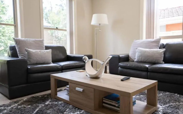 Franklin Villa, Central, Comfy & Convenient