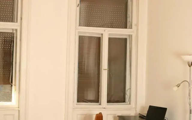 Kiss Apartment
