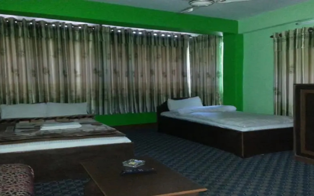 MeroStay 122 Natraj Restaurant &Bar