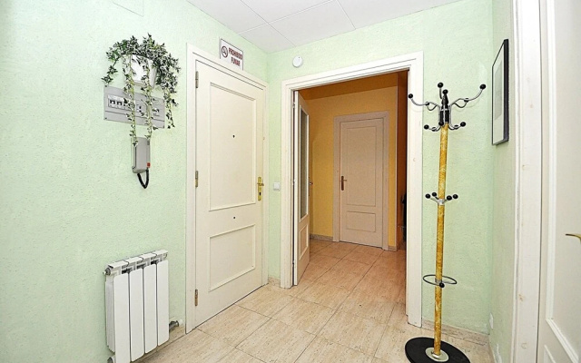 Apartment Llaverias-Calafats 171