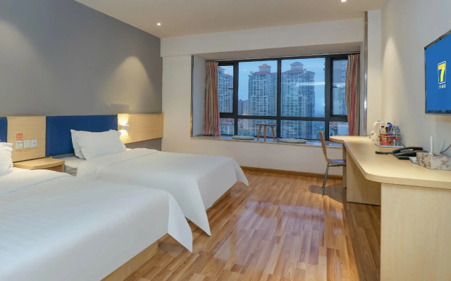 7 Days Inn Chengdu Chengyu Flyover Metro Station Branch