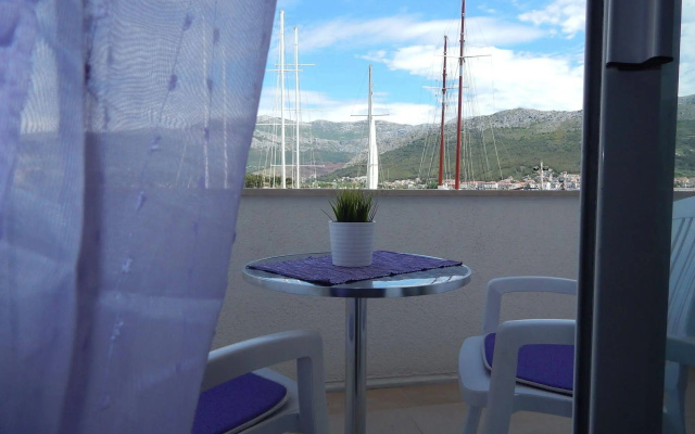 Apartments Rooms Porat