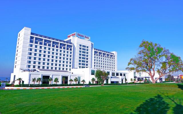 The Green Park Pendik Hotel & Convention Center Турция, Стамбул - 1 отзыв об отеле, цены и фото номеров - забронировать отель The Green Park Pendik Hotel & Convention Center онлайн вид на фасад