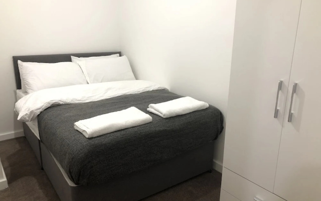Showcase Apartments - Highcross House Apart Hotel
