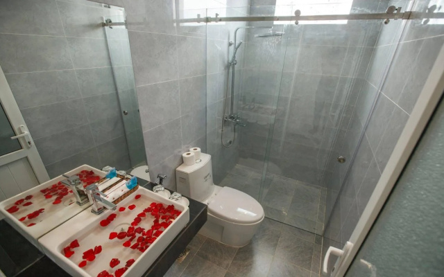 Alo House