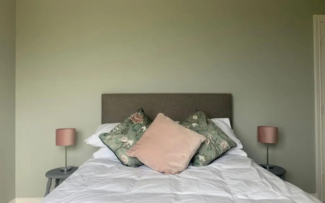 Carsphairn Lodge - Lovely 2-bedroom rental unit by the sea