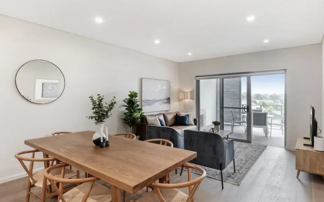 3-bed Apartment in Beautiful Kiama With Study Nook