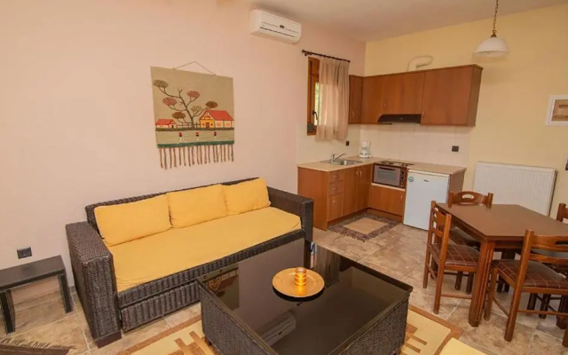 Ξενώνας Μενελαΐς - Menelais Apartments