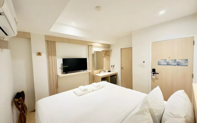 Zhennan Teabar Hotel