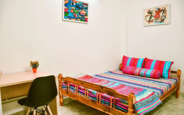 Carpe Diem 1988 Cozy Room