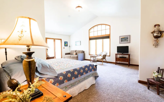 The Inn at Tern Lake