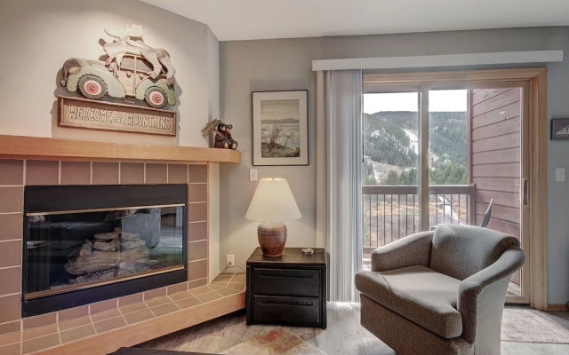 C213 Cinnamon Ridge 2 Bedroom Condo by RedAwning