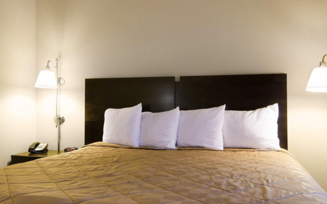 Comfort Suites Batesville