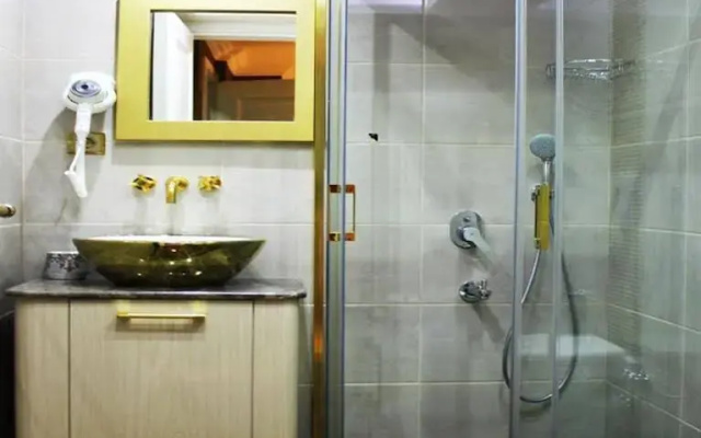 Rada Apart Hotel