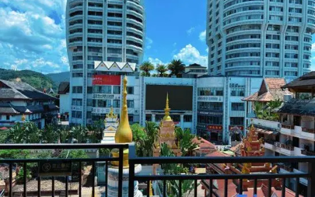 Zhijing Yunshang Hotel (Gaozhuang Star Night Market)